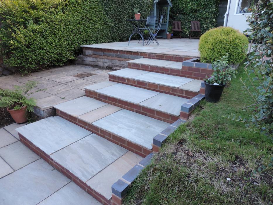 Mighty Contractors paving and landscaping project 30