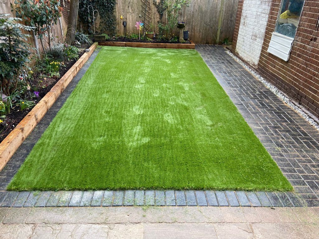Mighty Contractors paving and landscaping project 19